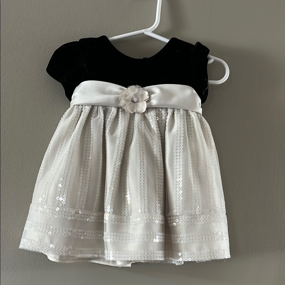 Vintage Elegant Black and White Kids Dress